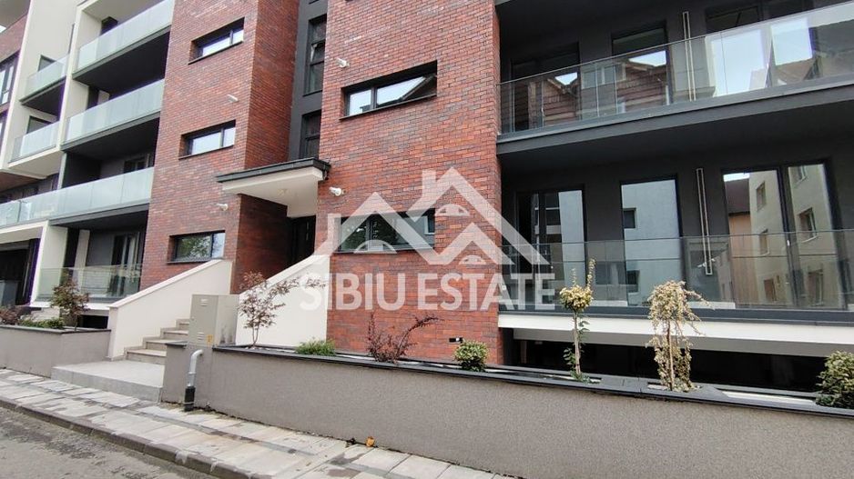 Apartament 3 camere, 2 bai Sibiu central Imobil Top lift garaj boxa - Poză 8