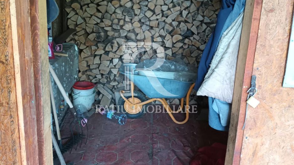 Casă din cărămidă | Teren 800 mp | Anexe tradiționale | Magura-Toplita - Poză 13