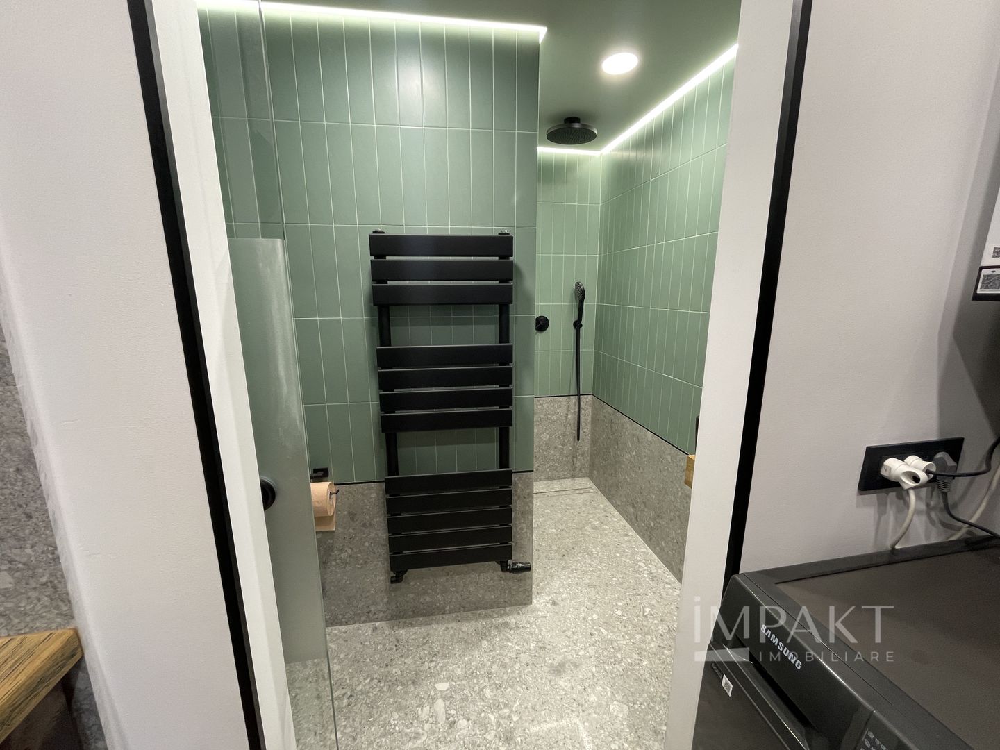 Apartament cu 2 camere LUX in zona Ultracentrala - Poză 8