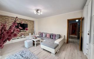Apartament 2 camere de vânzare – etaj intermediar, garaj – Zona Mărășt - Poză 1