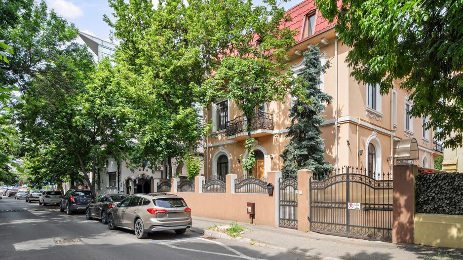 Vilă istorică reprezentativă în Cotroceni - Poză 2