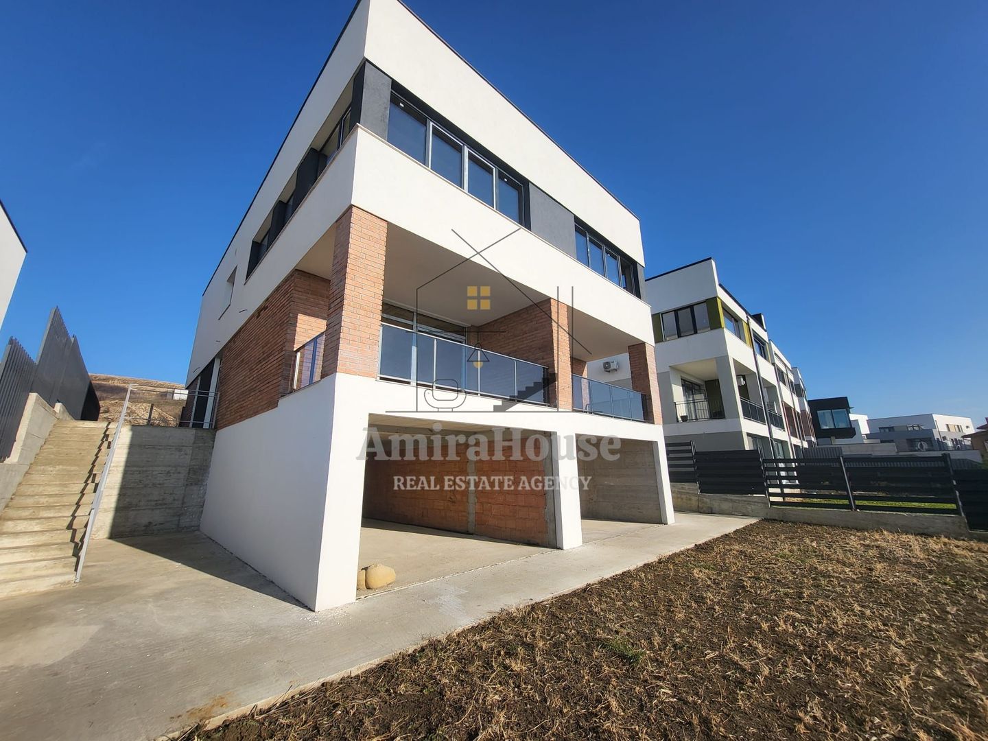 Casa tip dulpex 160 mp, teren 280 mp, parcare Iris - Poză 1