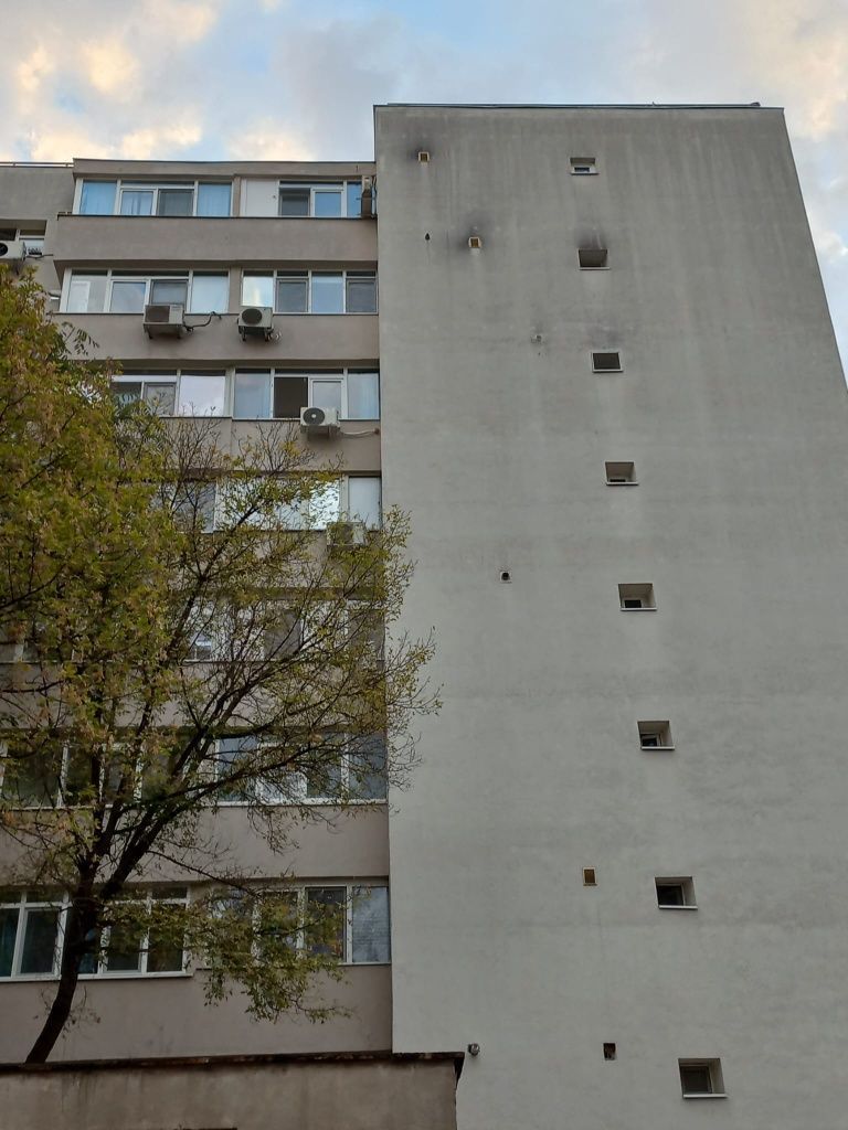 Apartament 4 camere - Poză 2