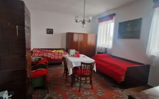 Vând apartament cu o camera in zona semicentrala a orasului - Poză 8