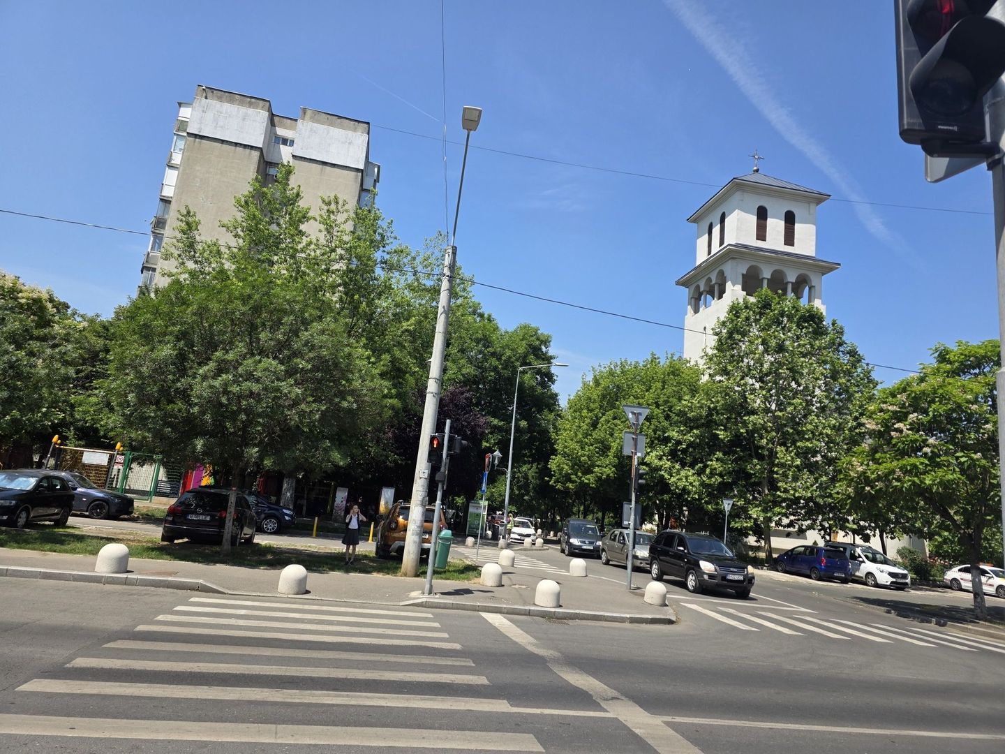 Apartament 2 camere, Bld. Brancoveanu, zona Huedin. - Poză 1