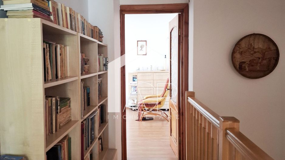 Casa tip duplex cu 6 camere, zona Republicii - Poză 13