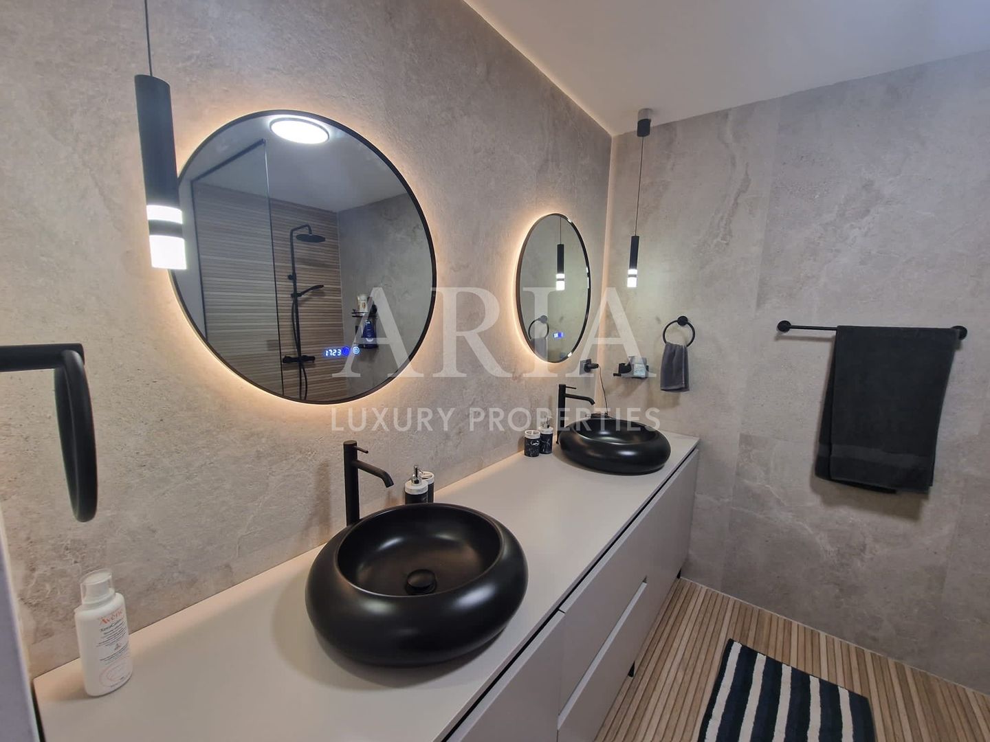 LUXURY SMART VILLA - ROOFTOP POOL - FIRST RENT - Poză 10