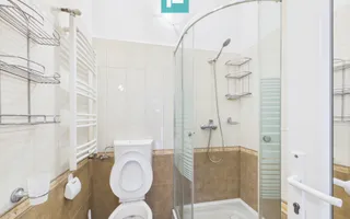 Casă cu 2 apartamente în Grădiște - Poză 15