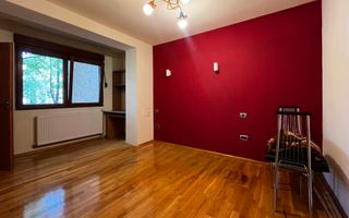 Apartament 4 camere + garaj | Etaj 1 | Zona Centrală – Medicină - Poză 10