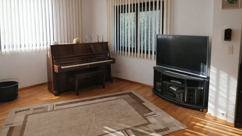 Vilă de închiriat | Suceava – Zamca | 450 mp | Ideal firmă / birouri - Poză 4