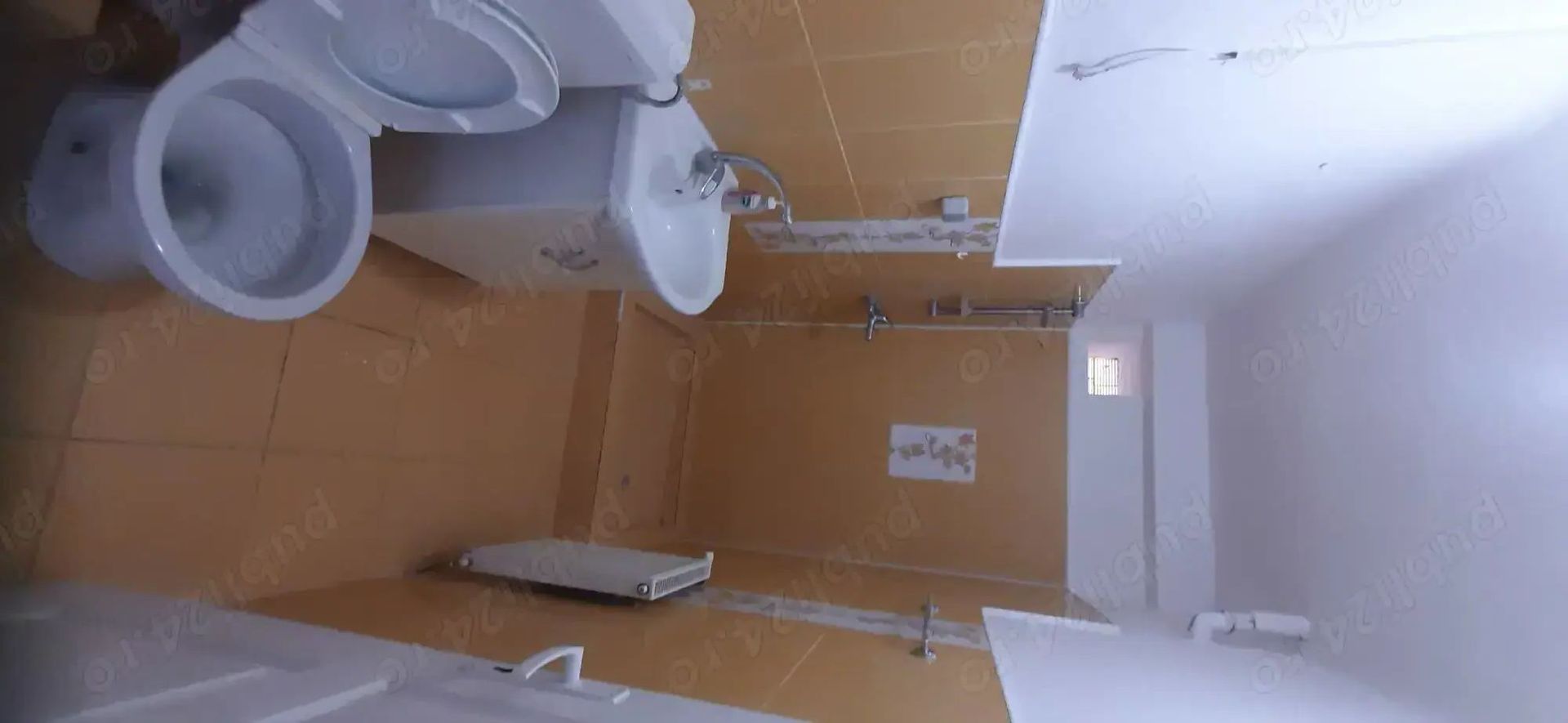 BRASADAS vinde ap cu 2 cam CENTRAL 38mp 3/3 Lucaciu. - Poză 3