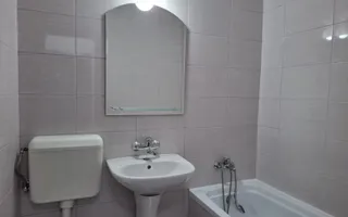 URGENT!, renovat complet, vedere spate, mobilat/utilat modern, liber - Poză 14