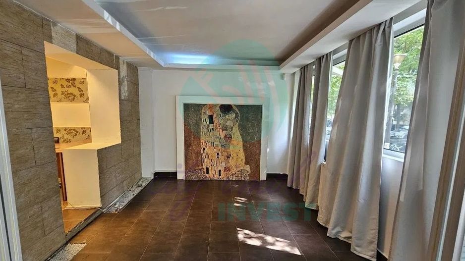 Parter cu acces separat - 137 mp utili - Poză 1