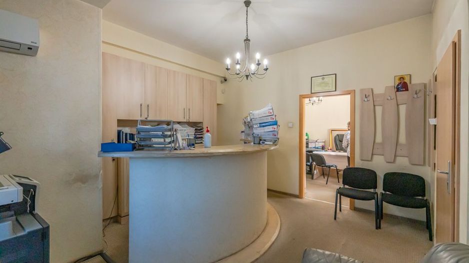 Doua spatii pentru birouri cu acces direct din strada - Poză 6