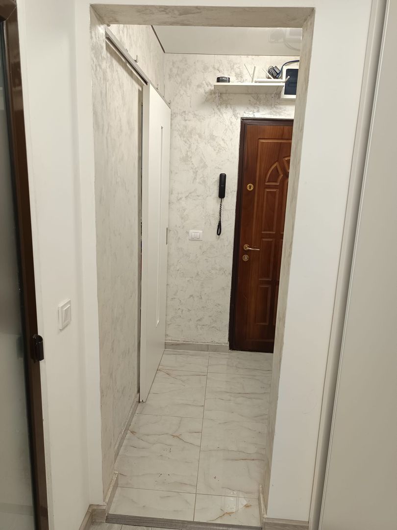 Apartament renovat 2 camere Dec 52 mp Tatarasi 93900 euro - Poză 14
