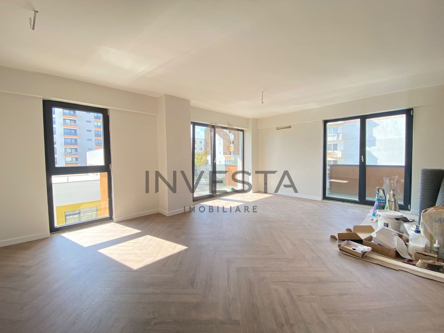 Apartament cu 2 camere, etaj intermediar, bloc nou, zona Intre Lacuri! - Poză 1