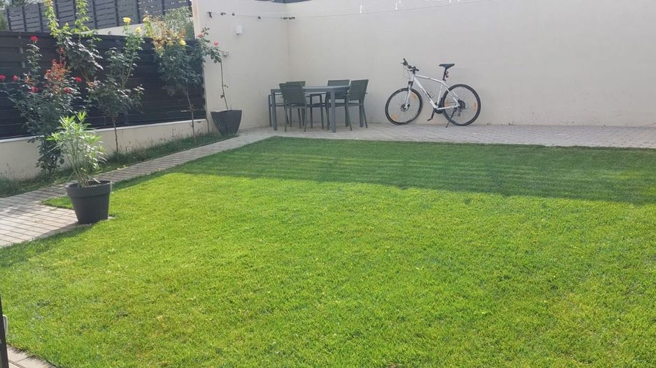 De vânzare casă premium tip duplex,  vedere spre Lacul Brates, comision 0% - Poză 2