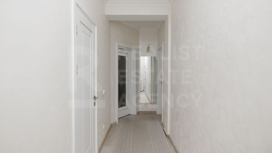 Vânzare,casă, 3 nivele, str. Nicolae Sulac , Codru - Poză 12