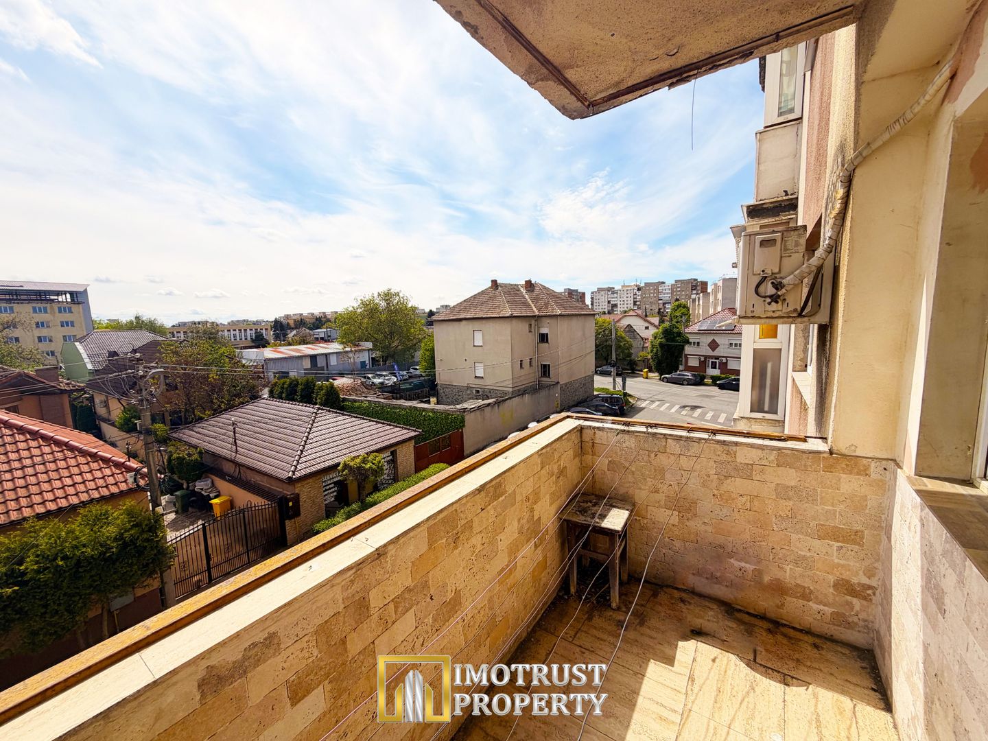 Apartament 3 camere spațios | Etaj 2 | Zonă Tic Tac – Str. Poetului - Poză 4