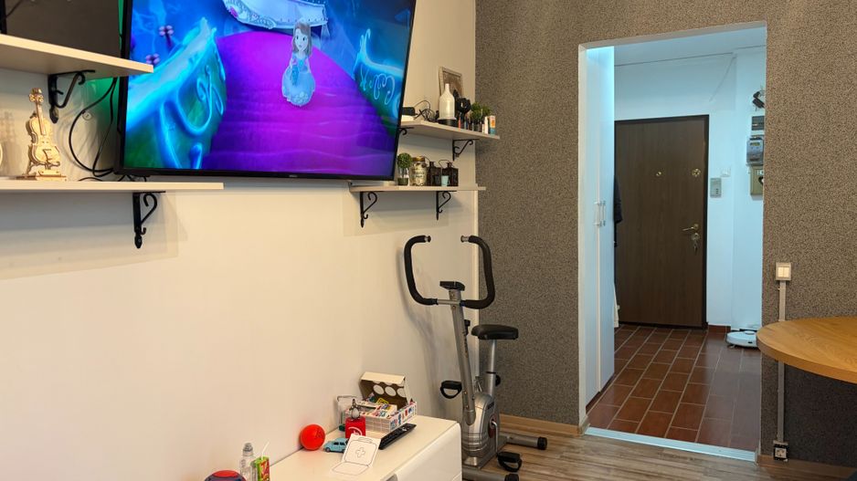 Apartament cu trei camere, zona Straduintei, 95.000€ negociabil - Poză 16