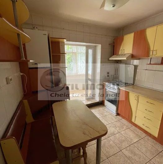 Apartament 3 camere CUG 470 euro - Poză 6