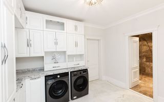 Vila deosebita langa pădure în Tunari - Poză 16