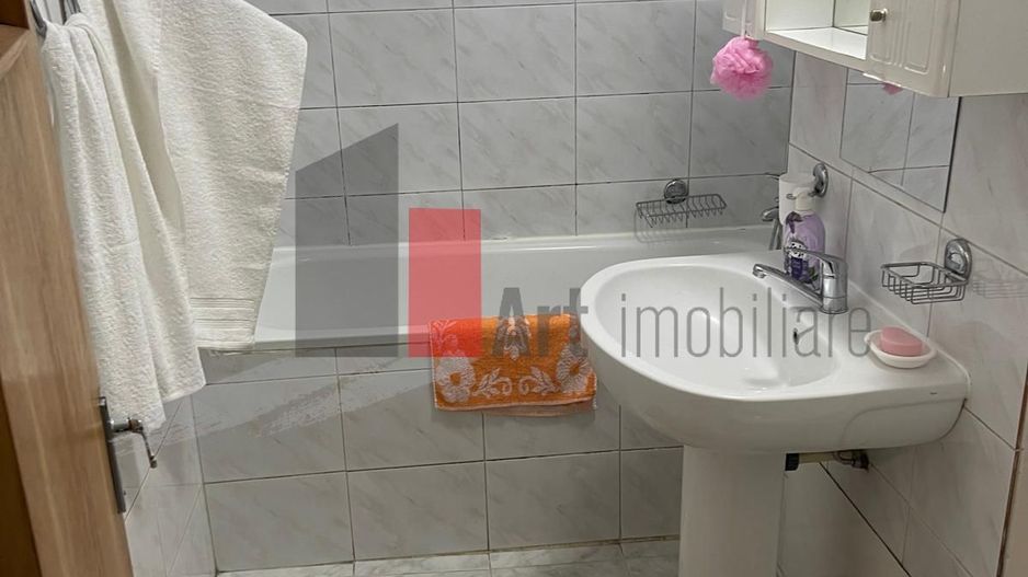 Apartament 4 camere Titan -urgent - Poză 8