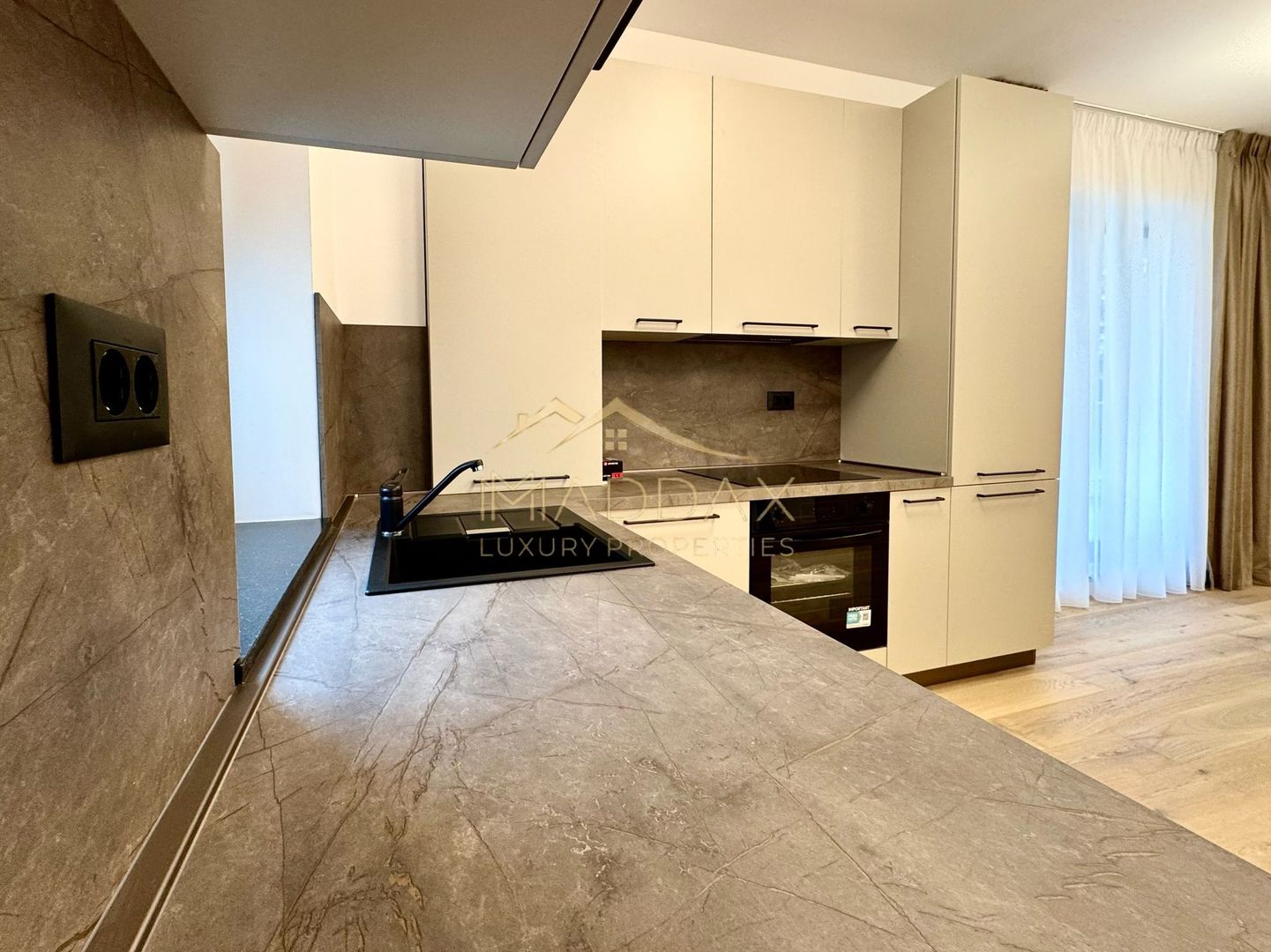 Apartament *3 Camere*Bloc NOU/ / Herastrau//Metrou Aurel Vlaicu - Poză 4