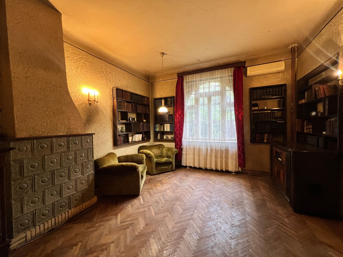 Casă interbelică de închiriat – Str. Barbu Văcărescu nr. 33 - Poză 2