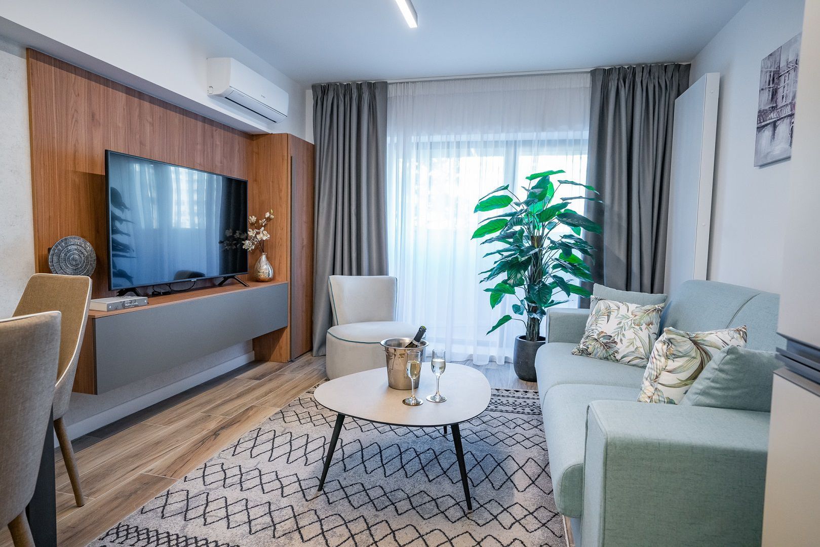 Aparthotel building Unirii B+GF+E+11 floors with 51 apartments, restaurant and SPA - Poză 16