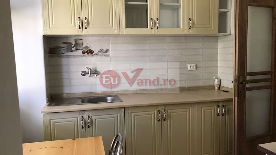 Apartament 3 camere – Centru, Str. Domneasca (langa Hotel Mercure) - Poză 1