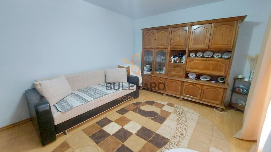 Apartament cu 3 camere decomandate, zona strazii Parang! - Poză 2