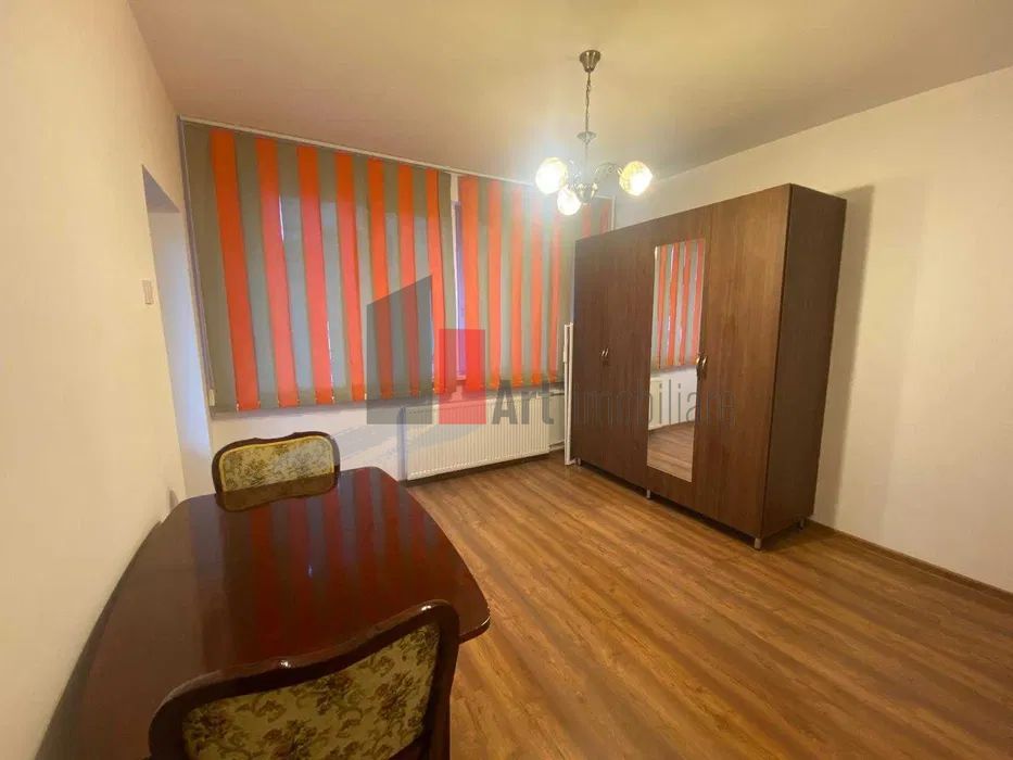Apartament de vanzare 2 camere zona Baba Novac - Poză 2
