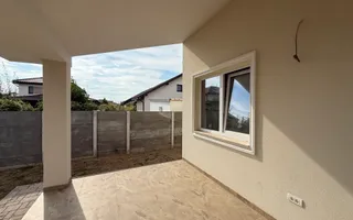Duplex spatios cu 4 camere 109 mp | Mosnita Veche - Poză 15