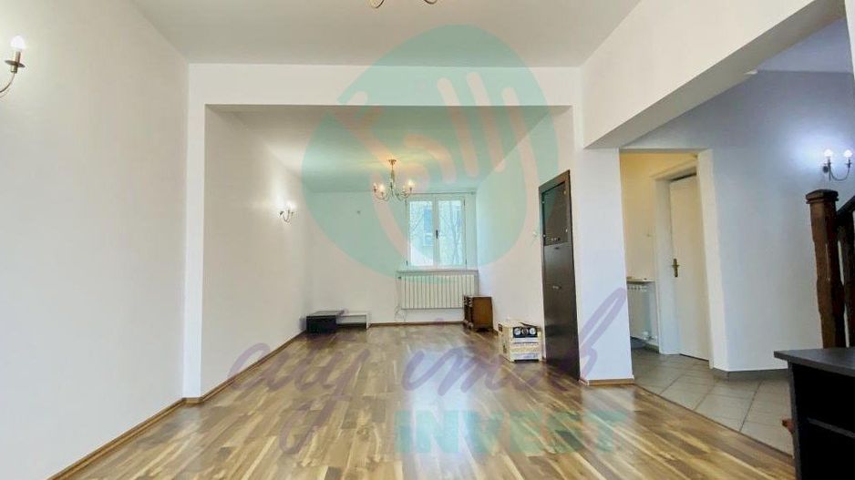 Apartament 6 camere tip duplex - Poză 1