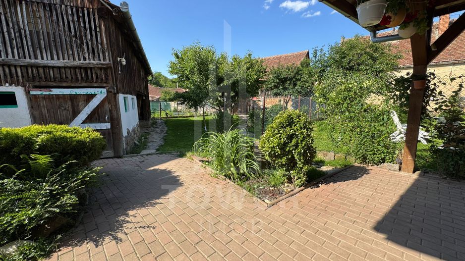 Casă în exclusivitate la Ocna Sibiului - Poză 9