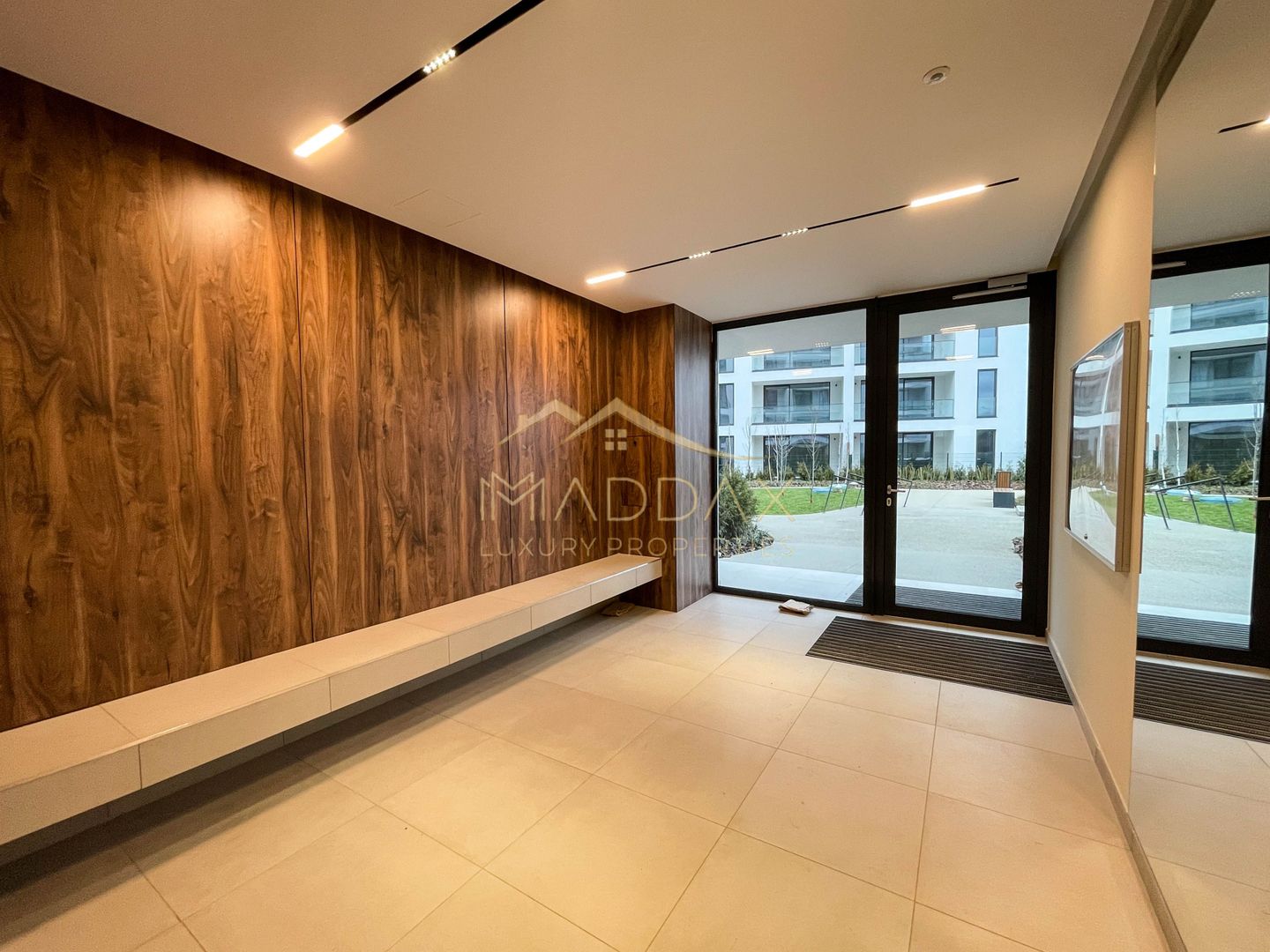 3 rooms apartment***148sqm***//65sqm garden // Baneasa - Poză 16