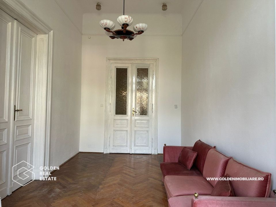 Spatiu birou, Bulevardul Revolutiei, Palatul Cenad, etaj 1 - Poză 3