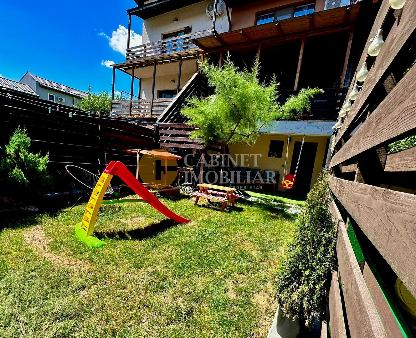 Casa Triplex Rediu Complet Mobilat - Poză 16