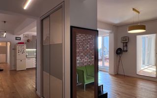 Penthouse cu Design Eclectic | Central | Panoramă Unică | Oradea - Poză 5