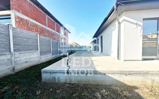 Casă de vânzare cu 4 camere in Oncea, Bihor - Poză 16