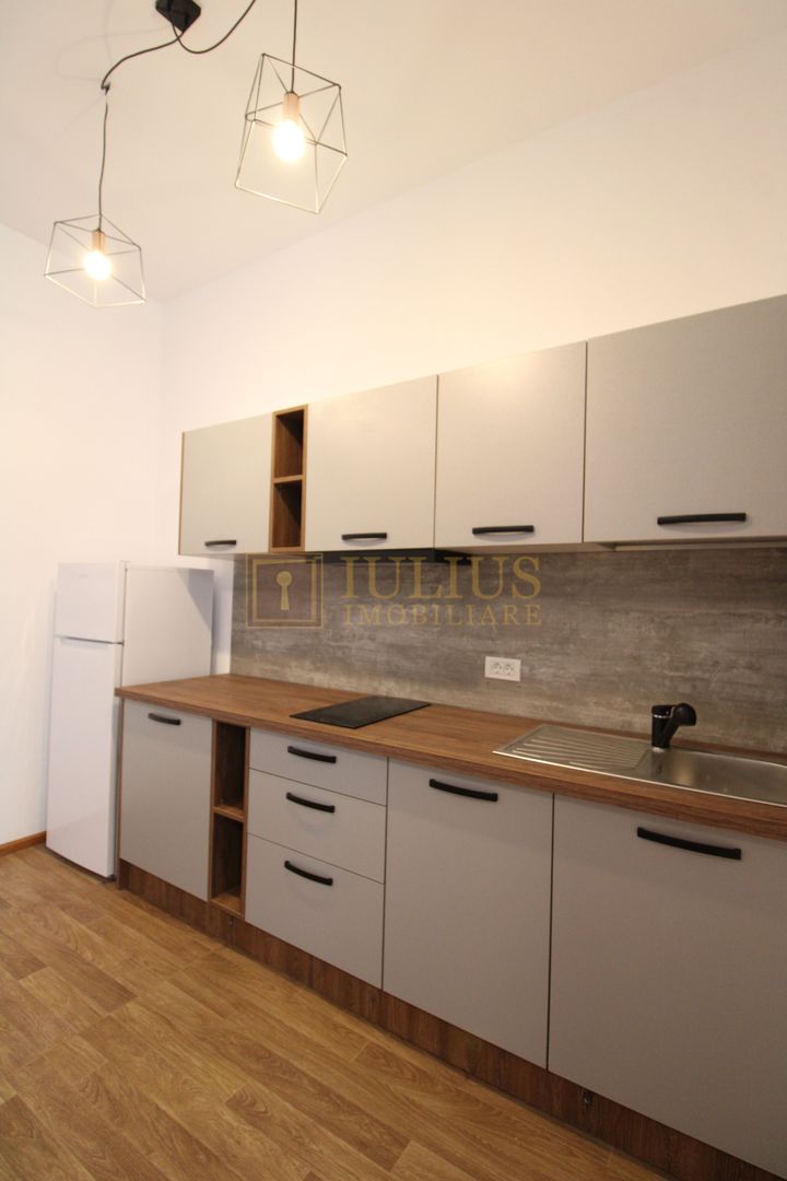 Zona Lunei, o camera, prima inchiriere - Poză 3