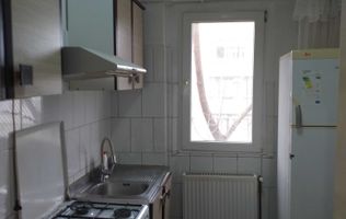Apartament 2 camere semidecomandat, 52 mp, etaj 3/4, zona Podu Ros, Iasi