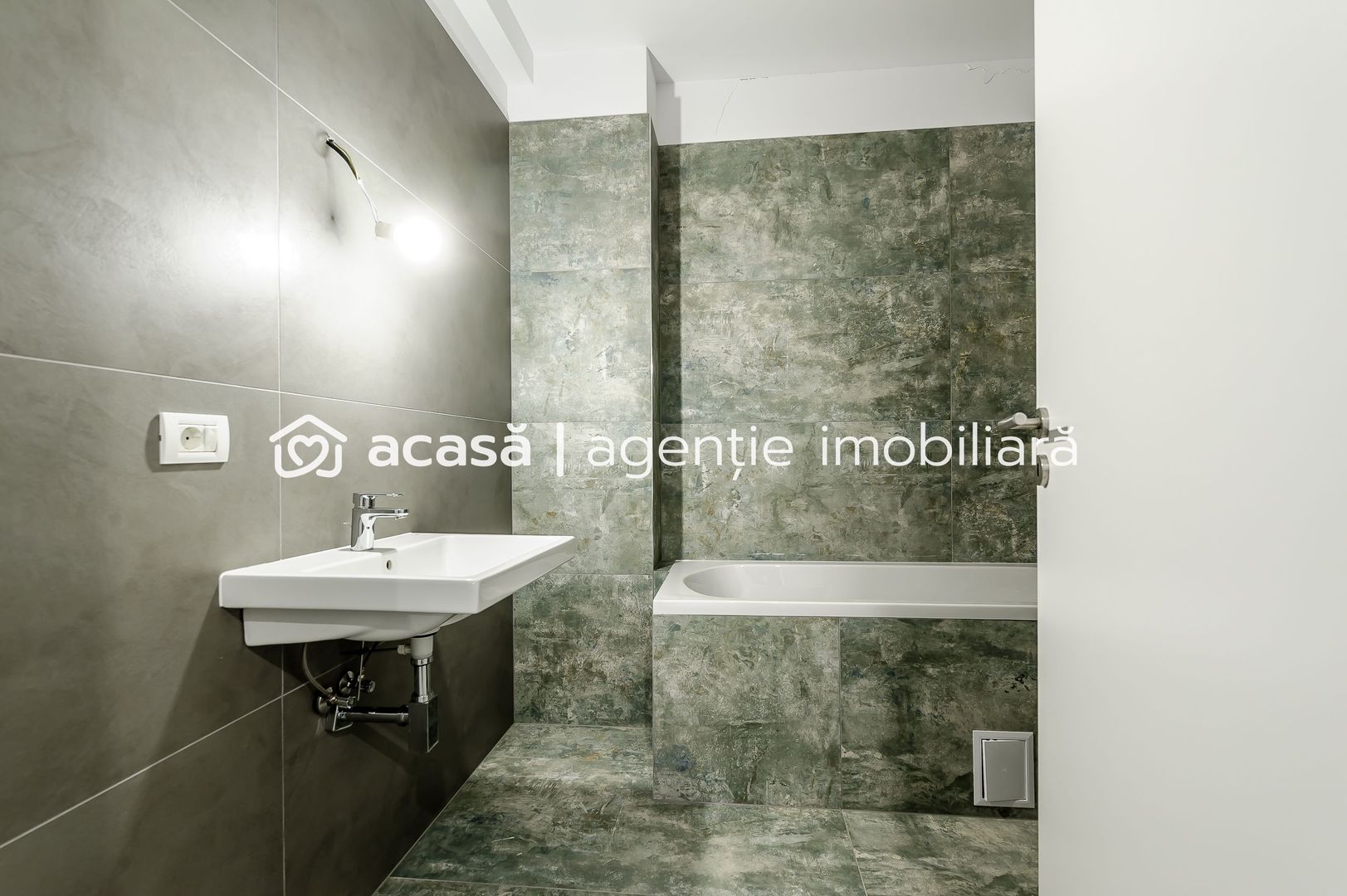 XCity Towers: 3 camere modern, etaj 2, living generos - Poză 9