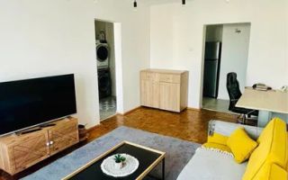 Apartament 2 camere, 56mp, etaj intermediar, parcare, zona centrala - Poză 1