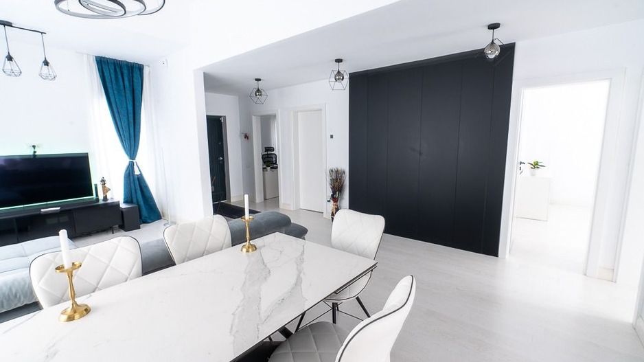 Casa deosebita cu finisaje premium si gradina privata Tunari - Poză 2