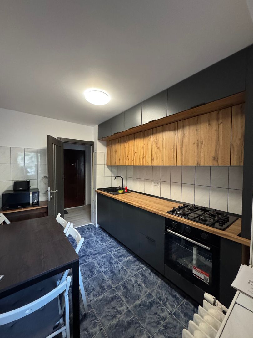 Închiriere Apartament cu 2 camere langa metrou, complet utilat, Lacul Morii - Poză 4