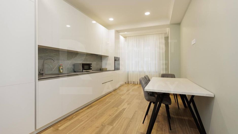 Chirie, apartament, 2 camere, str. Constantin Stere, Centru - Poză 3