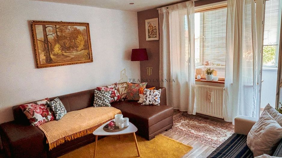 Apartament 2 camere, decomandat - Poză 2