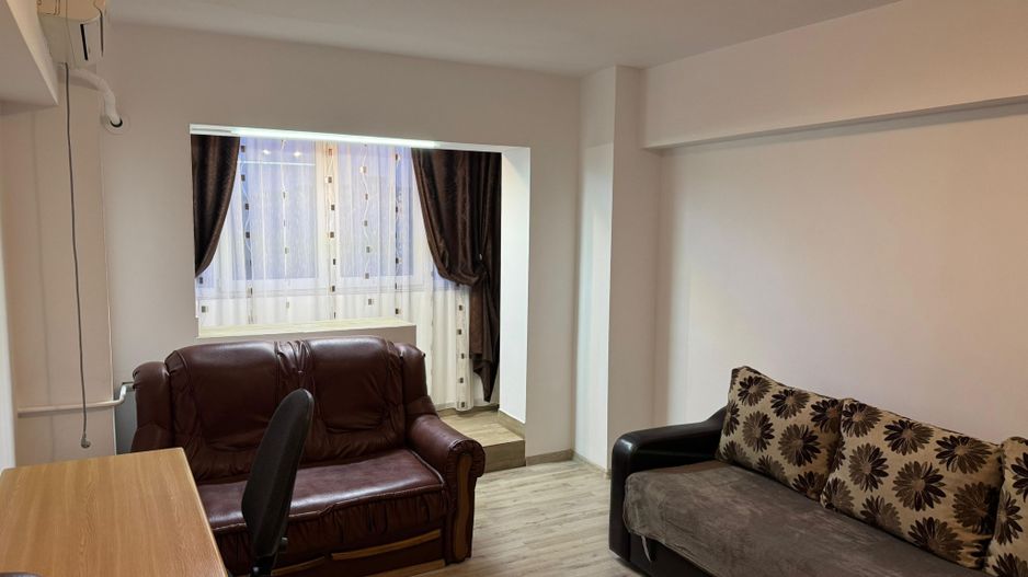 Apartament 2 camere renovat, lângă metrou Titan, mobilat și utilat - Poză 5